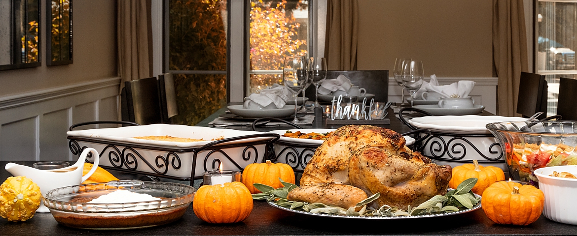 A simpler Thanksgiving table